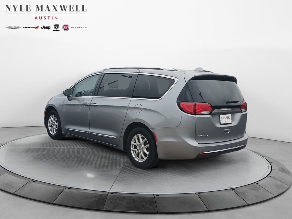 Used Car 2020 Chrysler Pacifica  Touring L For Sale Under $25,000 In Austin, Texas