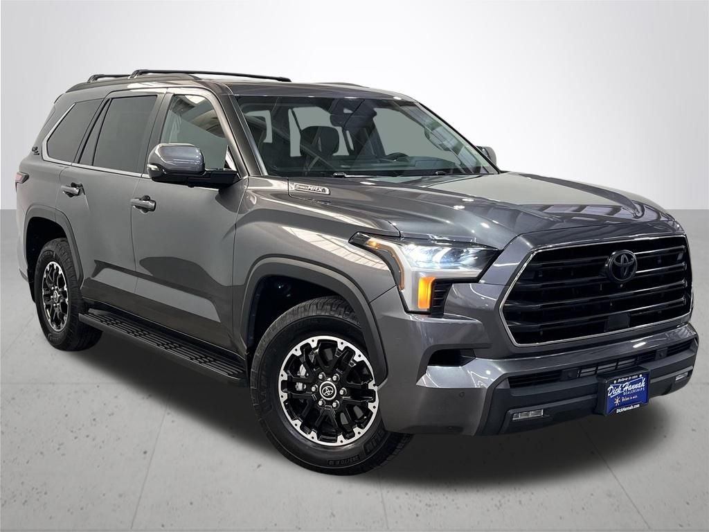 2024 Toyota Sequoia SR5