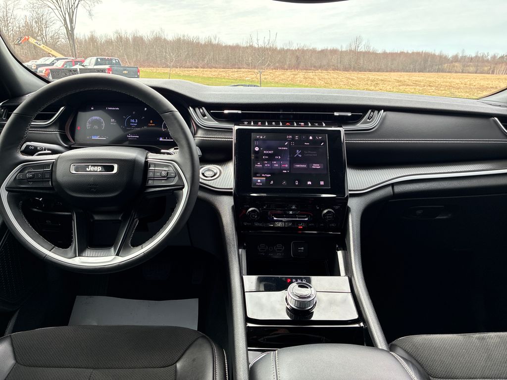 2023 Jeep Grand Cherokee Altitude X Gray at Bob Ruth Ford