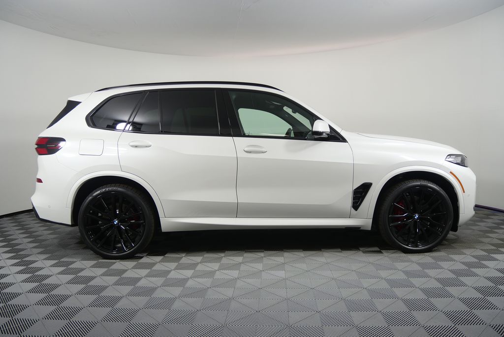 Thumbnail: 2026 BMW X5 - 2