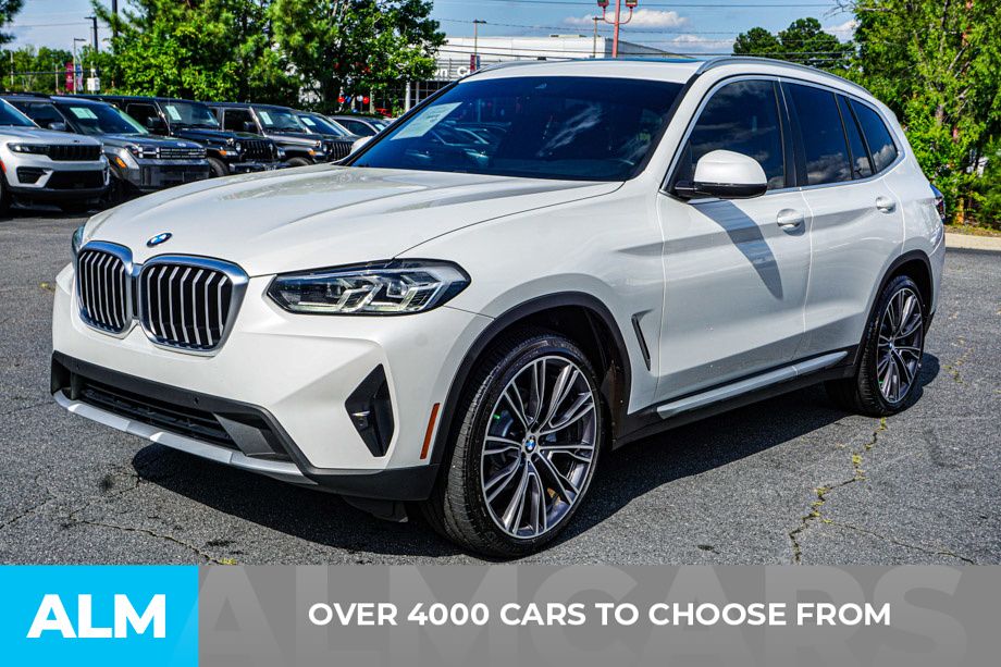 Used 2022 White BMW xDrive30i image 3