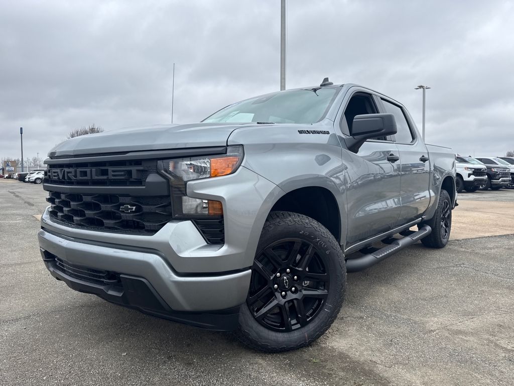 2026 Chevrolet Silverado 1500 Custom Crew Cab 4WD