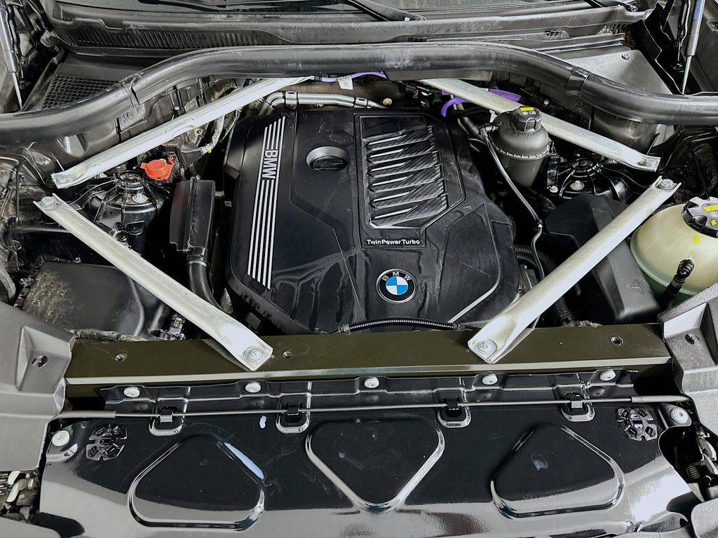 Thumbnail: 2022 BMW X5 - 31
