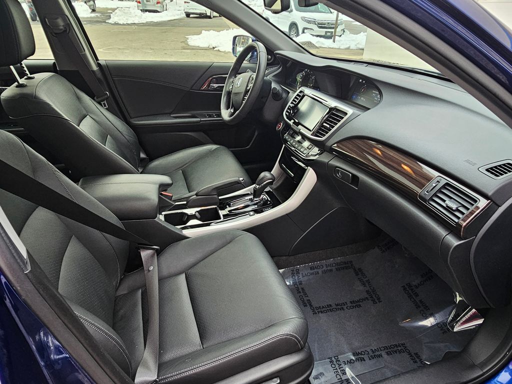 2017 Honda Accord Hybrid Touring