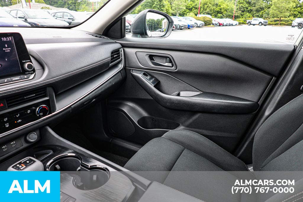 Used 2024 White Nissan S image 45