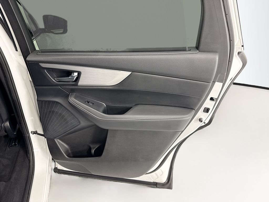 Thumbnail: 2024 Acura MDX - 26