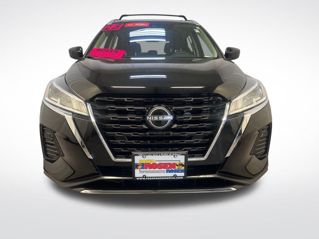 2023 Nissan Kicks SV photo
