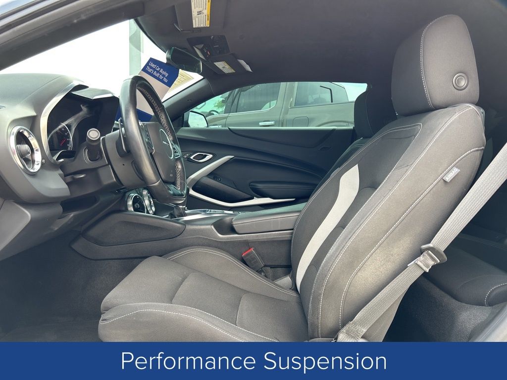 2022 Chevrolet Camaro LT1