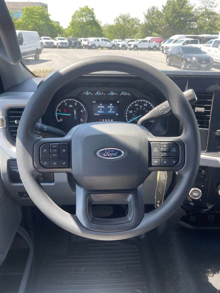 2026 Ford F-550 Chassis XL