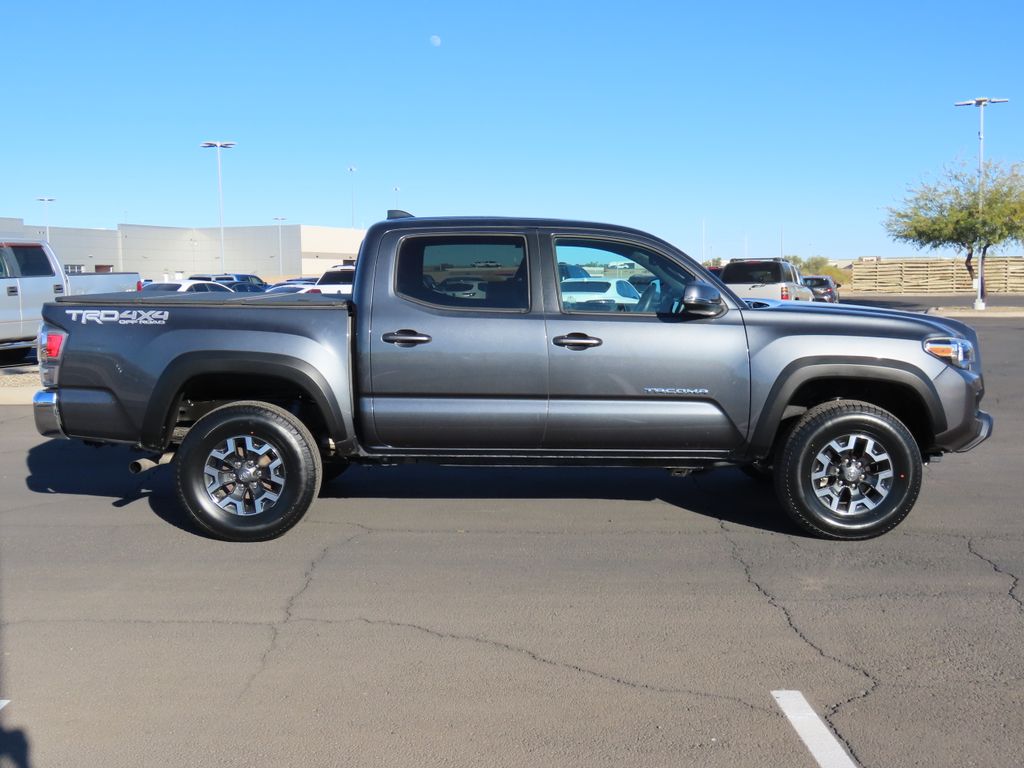 2022 Toyota Tacoma TRD Off-Road 4