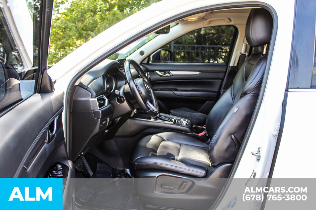 Used 2018 White Mazda Touring image 16