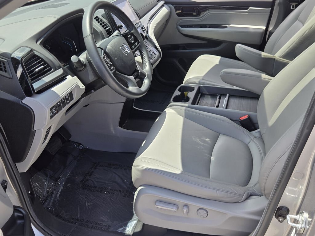2024 Honda Odyssey - $36,640