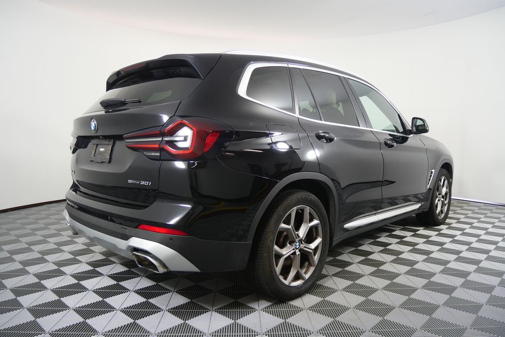 Thumbnail: 2022 BMW X3 - 3