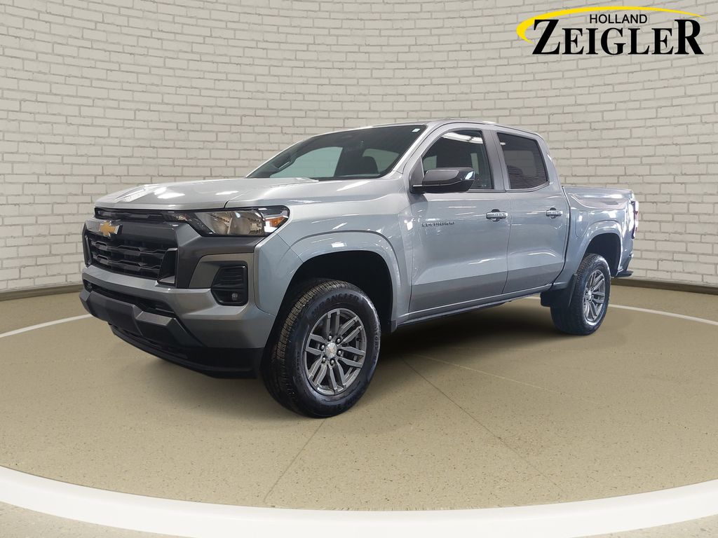 Sterling Gray Metallic 2023 Chevrolet Colorado Pickup Truck Four-Wheel Drive 8-Speed Automatic