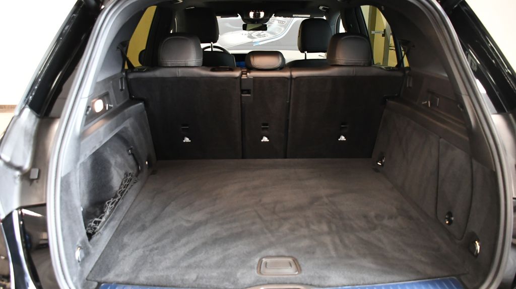 Thumbnail: 2025 Mercedes-Benz GLE - 24