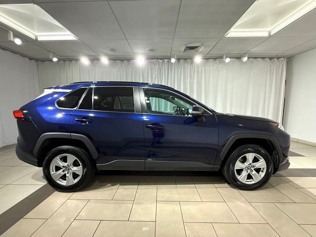 Thumbnail: 2020 Toyota RAV4 - 6