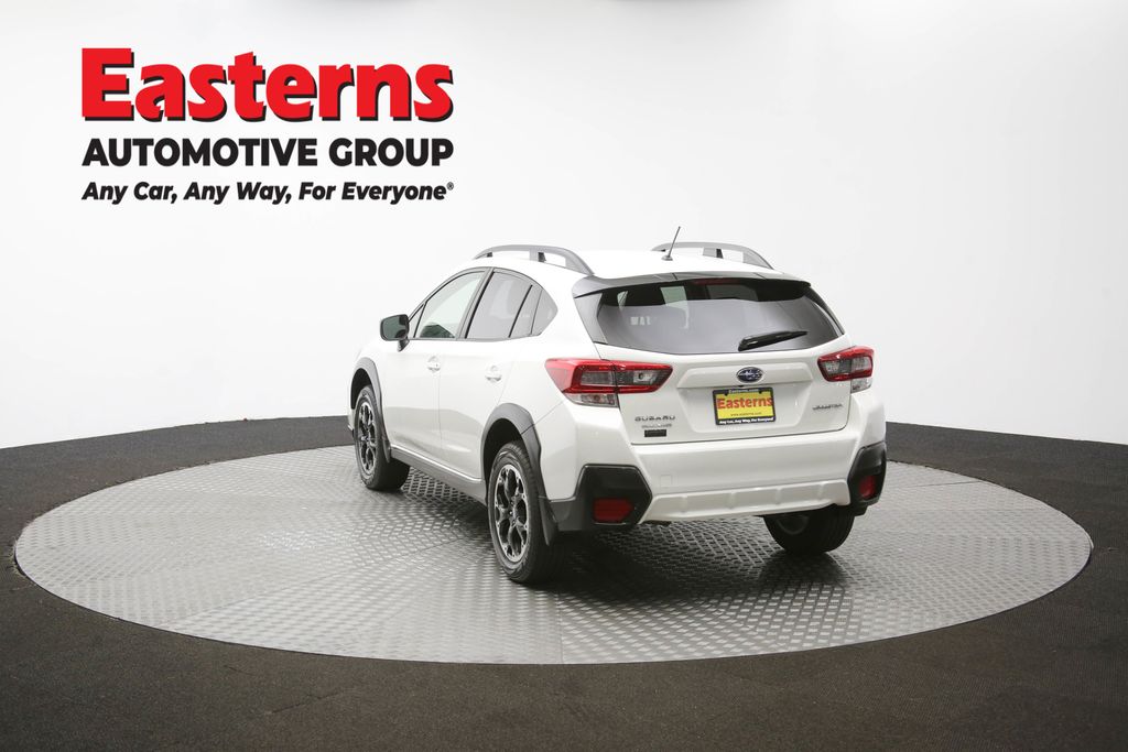 Used 2021 White Subaru Base image 65