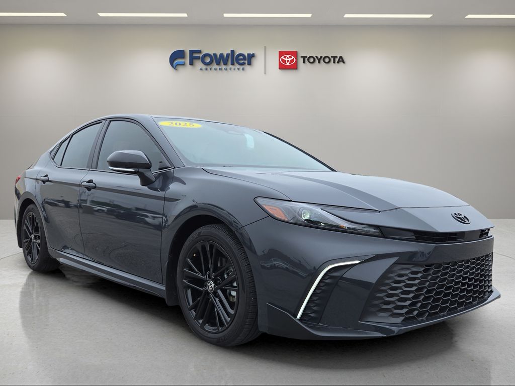 Underground 2025 Toyota Camry SE FWD Sedan Front-Wheel Drive Continuously Variable Transmission