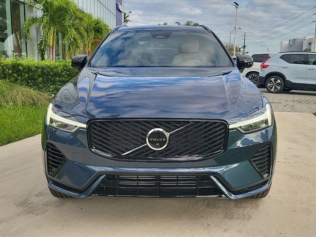 New Denim Blue Metallic 2026 Volvo XC60 Plug-In Hybrid T8 Plus for