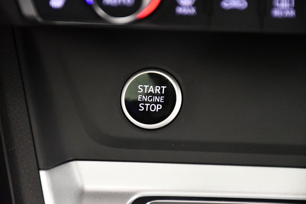 Thumbnail: 2025 Audi Q3 - 30