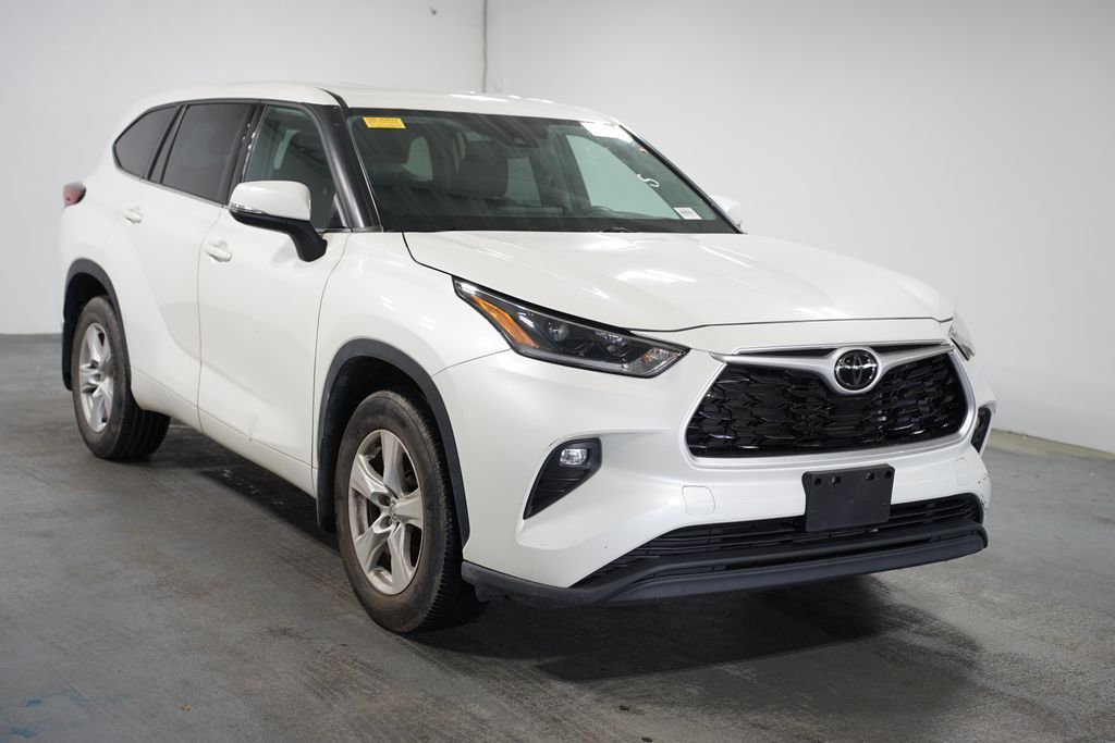 2021 Toyota Highlander LE 3
