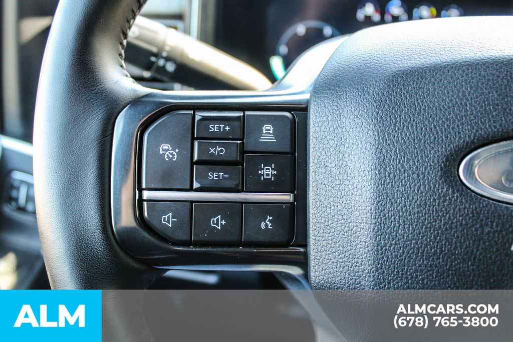 Used 2025 Black Ford Platinum image 25