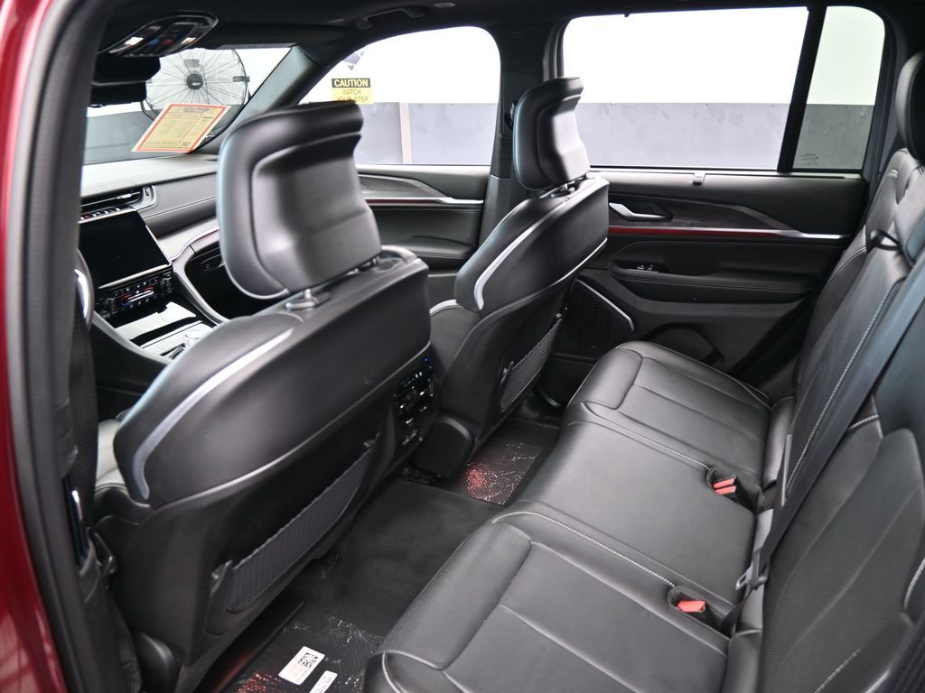 Used 2023 Velvet Red Pearlcoat Jeep Overland image 38