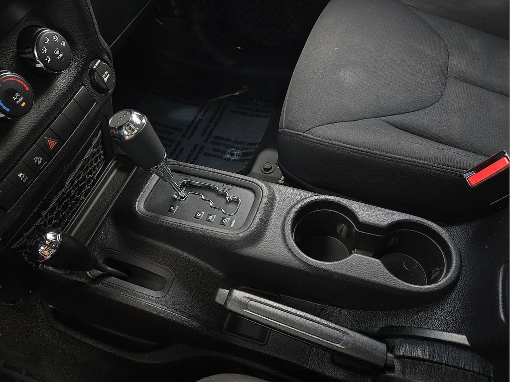 Used 2015 Jeep Wrangler Unlimited Sport For Sale in Farmington, AR