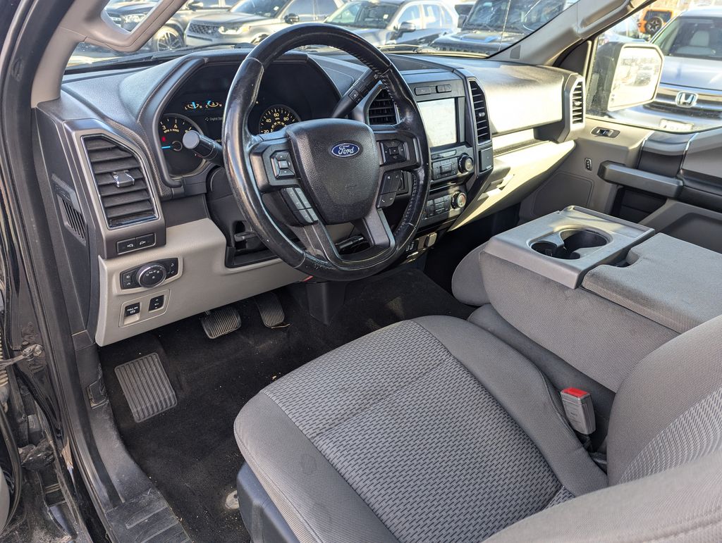 2018 Ford F-150 XLT 25