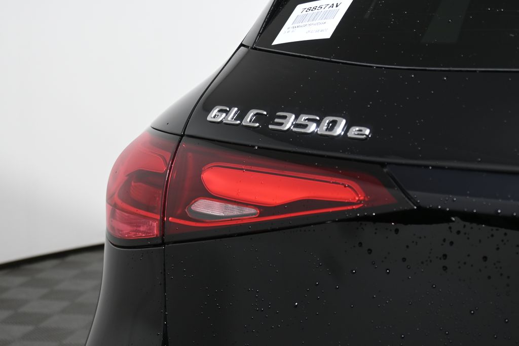 Thumbnail: 2025 Mercedes-Benz GLC - 12