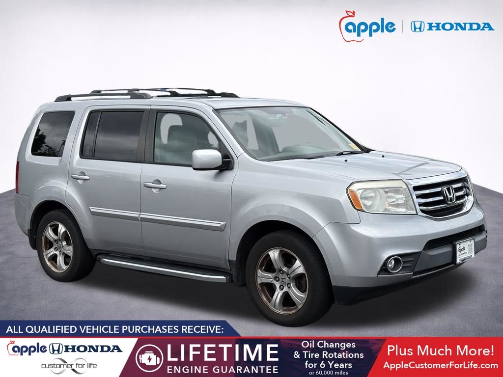 Alabaster Silver Metallic 2015 Honda Pilot SUV / Crossover Four-Wheel Drive 5-Speed Automatic