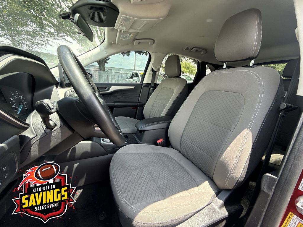 Used 2022 Ford Escape SUV