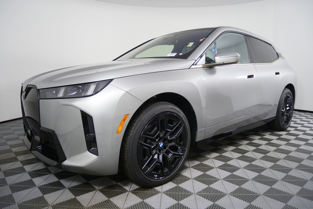 Thumbnail: 2026 BMW iX - 8