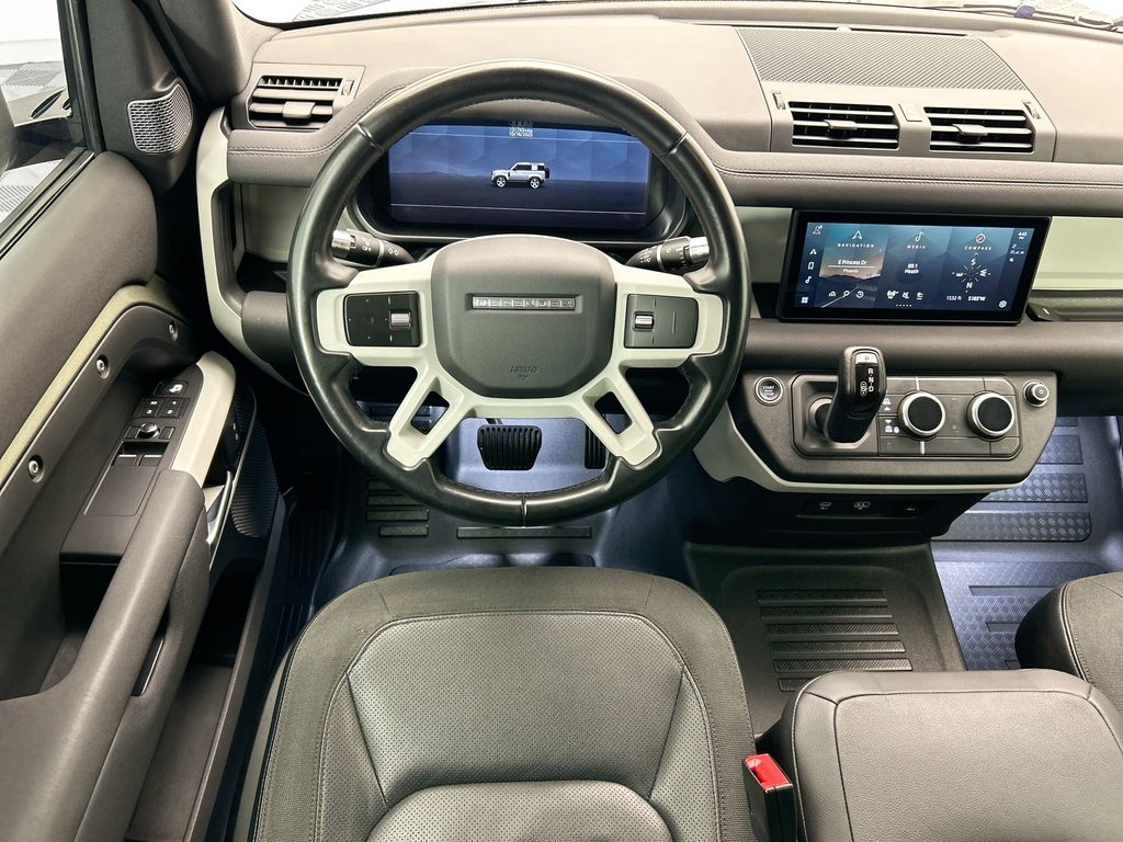 Thumbnail: 2021 Land Rover Defender - 13