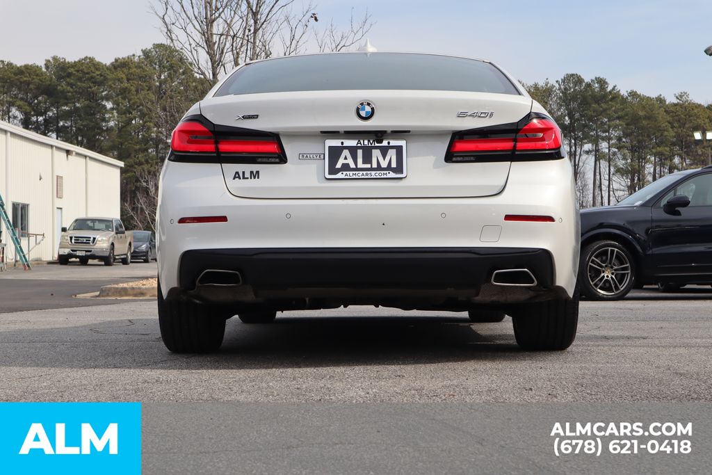Used 2023 White BMW 540i xDrive image 7