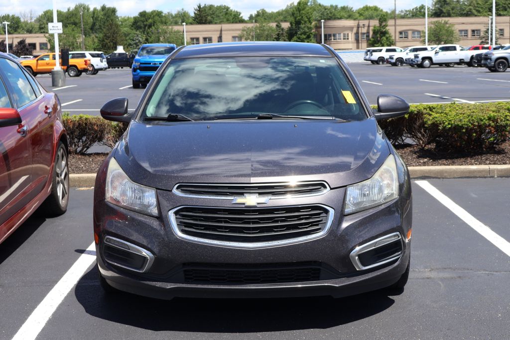 Thumbnail: 2015 Chevrolet Cruze - 2
