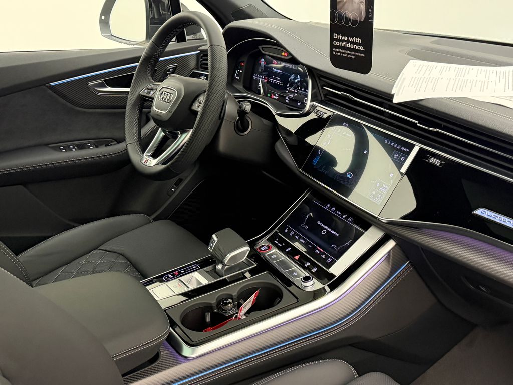 Thumbnail: 2026 Audi SQ7 - 10