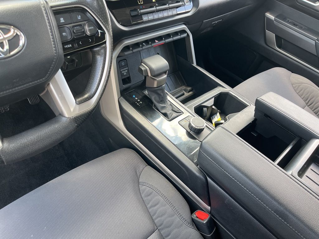 Thumbnail: 2022 Toyota Tundra - 14