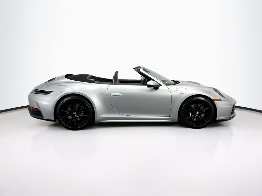 Thumbnail: 2025 Porsche 911 - 8