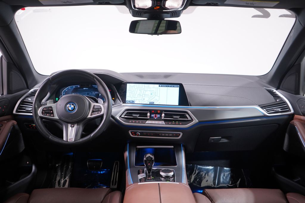Thumbnail: 2022 BMW X5 - 10