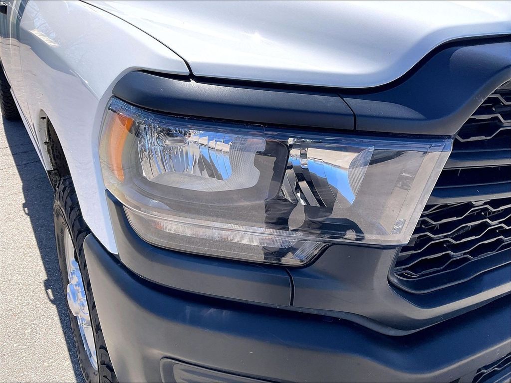 2023 Ram 3500 — photo 27