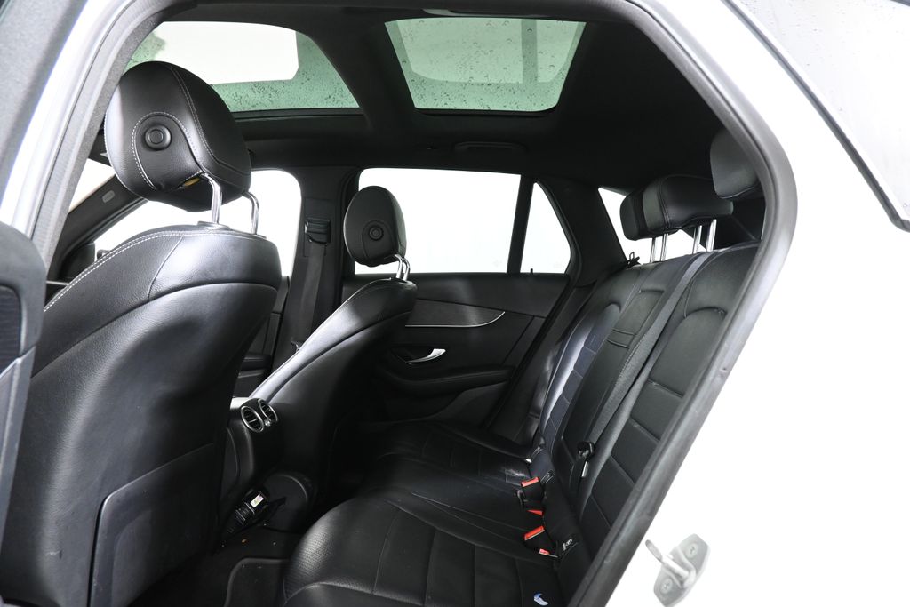 Thumbnail: 2021 Mercedes-Benz GLC - 7