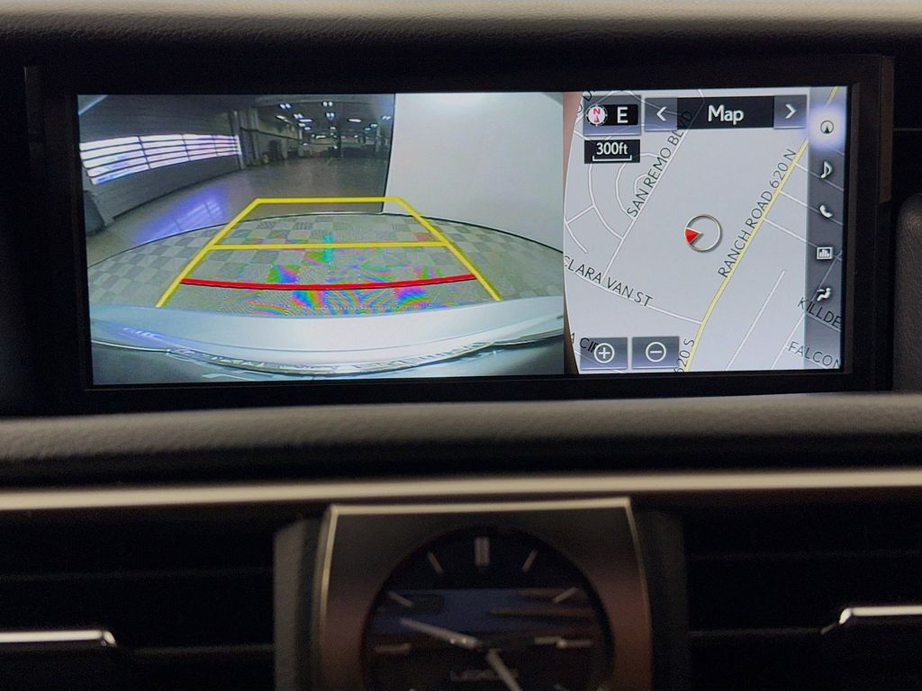 Thumbnail: 2017 Lexus IS - 14