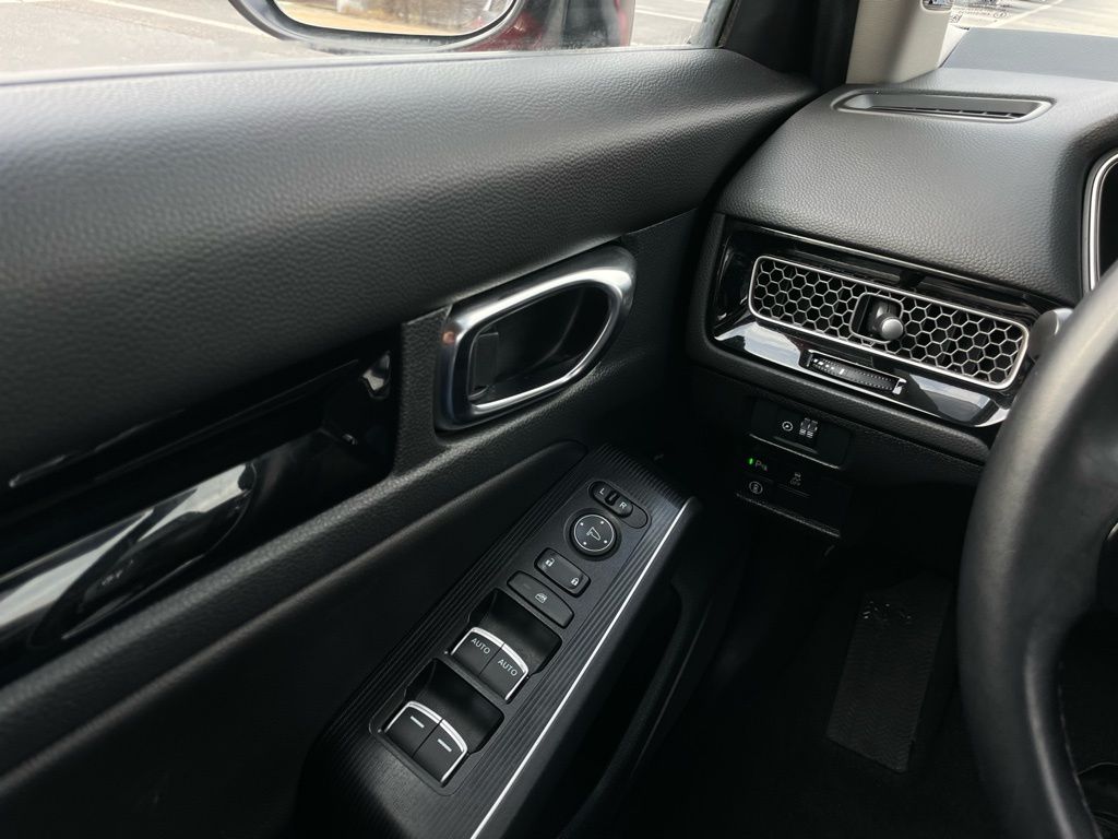 Thumbnail: 2024 Honda Civic - 23