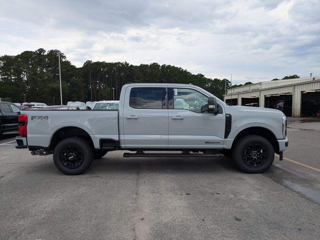 2026 Ford F-350 Super Duty XLT