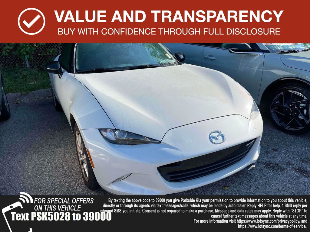 Ceramic White 2016 Mazda MX-5 Miata Convertible Rear-Wheel Drive 6-Speed Automatic