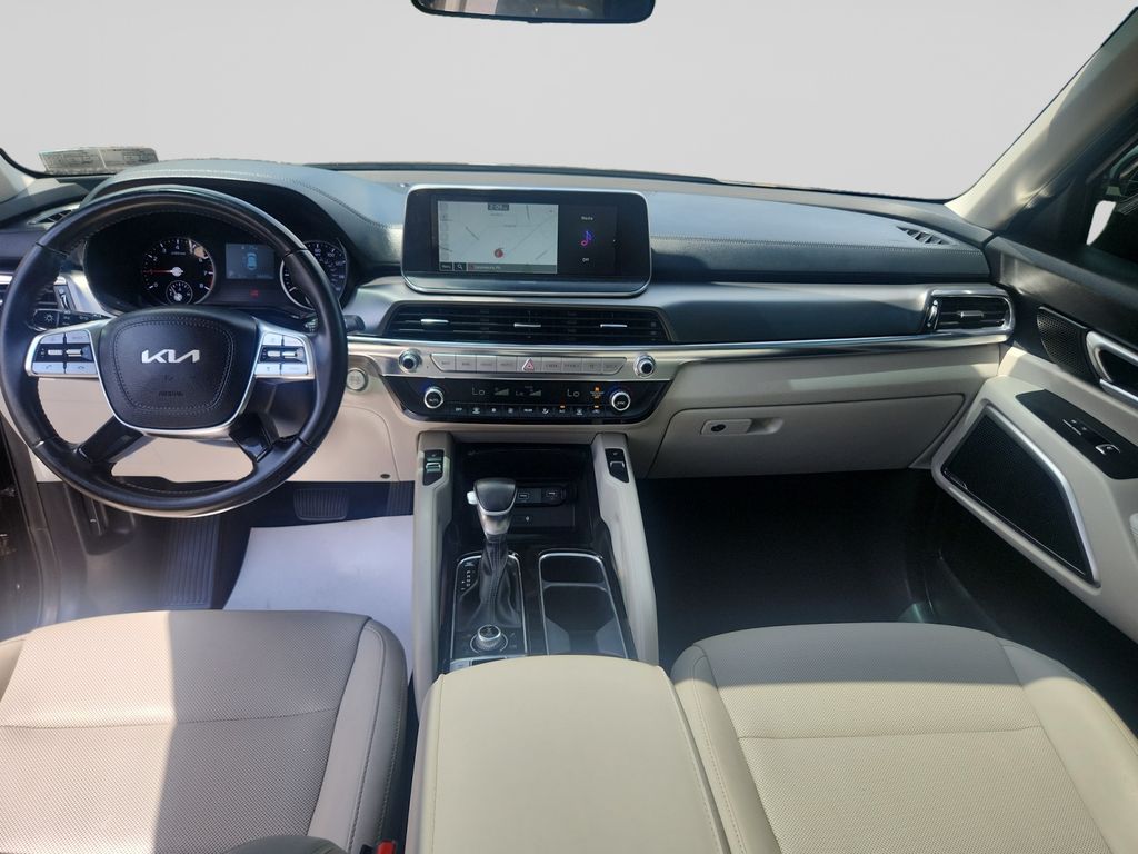 2022 Kia Telluride S - 11