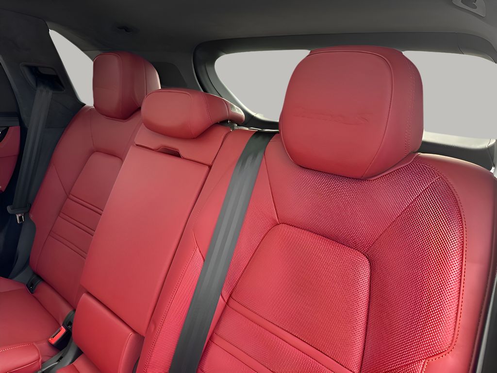 Used Car 2023 Porsche Cayenne E-hybrid  Turbo S For Sale Under $130,000 In Austin, Texas