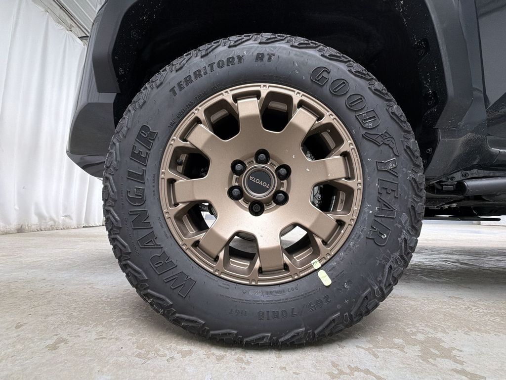 2026 Toyota Tacoma Trailhunter - Photo 14