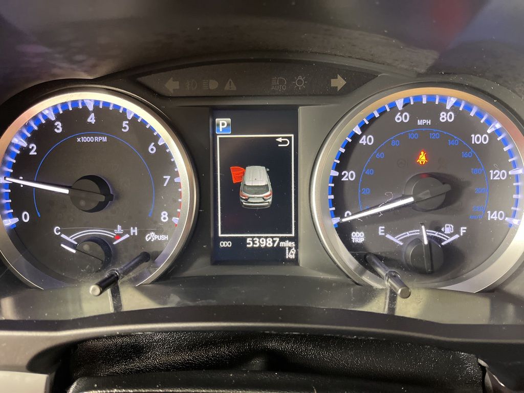 Thumbnail: 2017 Toyota Highlander - 31